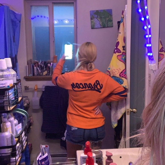 Broncos juniors collection half button up size medium - Picture 3 of 7